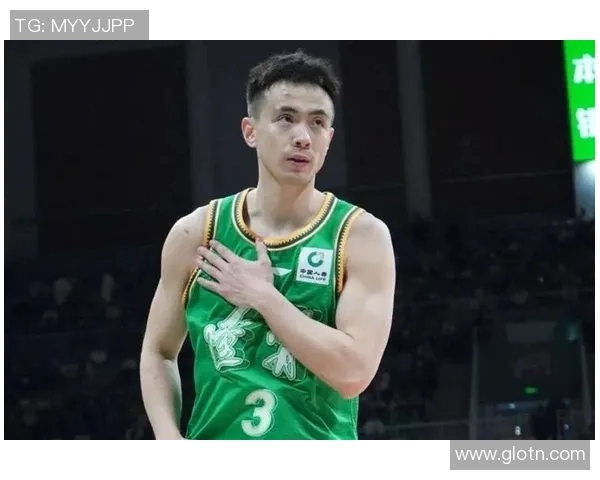 赵继伟带领辽宁男篮再创辉煌赛季表现引发球迷热议与期待